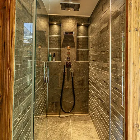 Wooden Pearl - Ultimate Luxury & Privacy! Saas-Fee